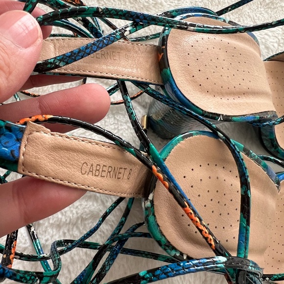 Azalea Wang Cabernet lace-up strap sandal heels size 8 - Picture 6 of 9